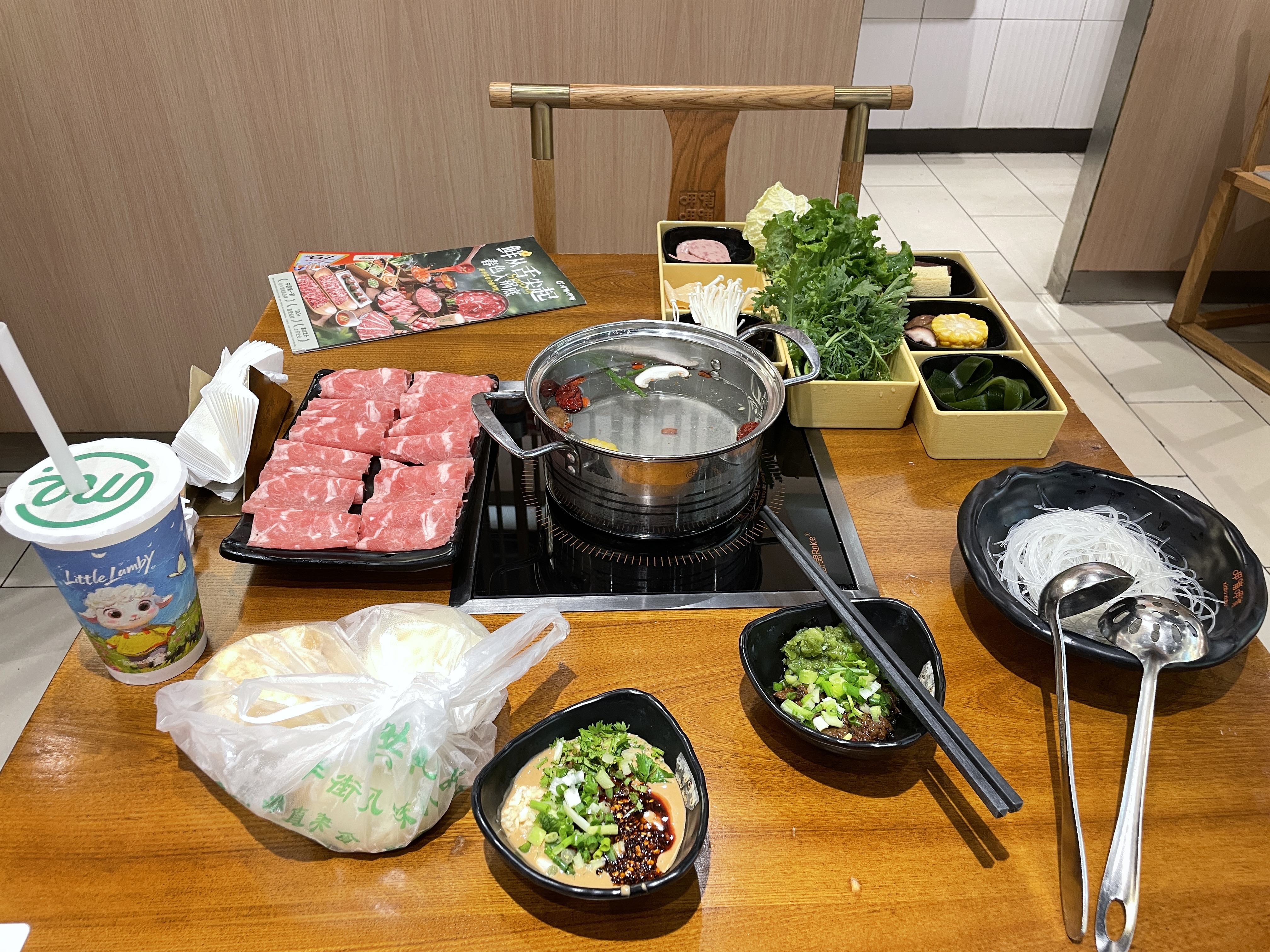 呷哺呷哺，大满足