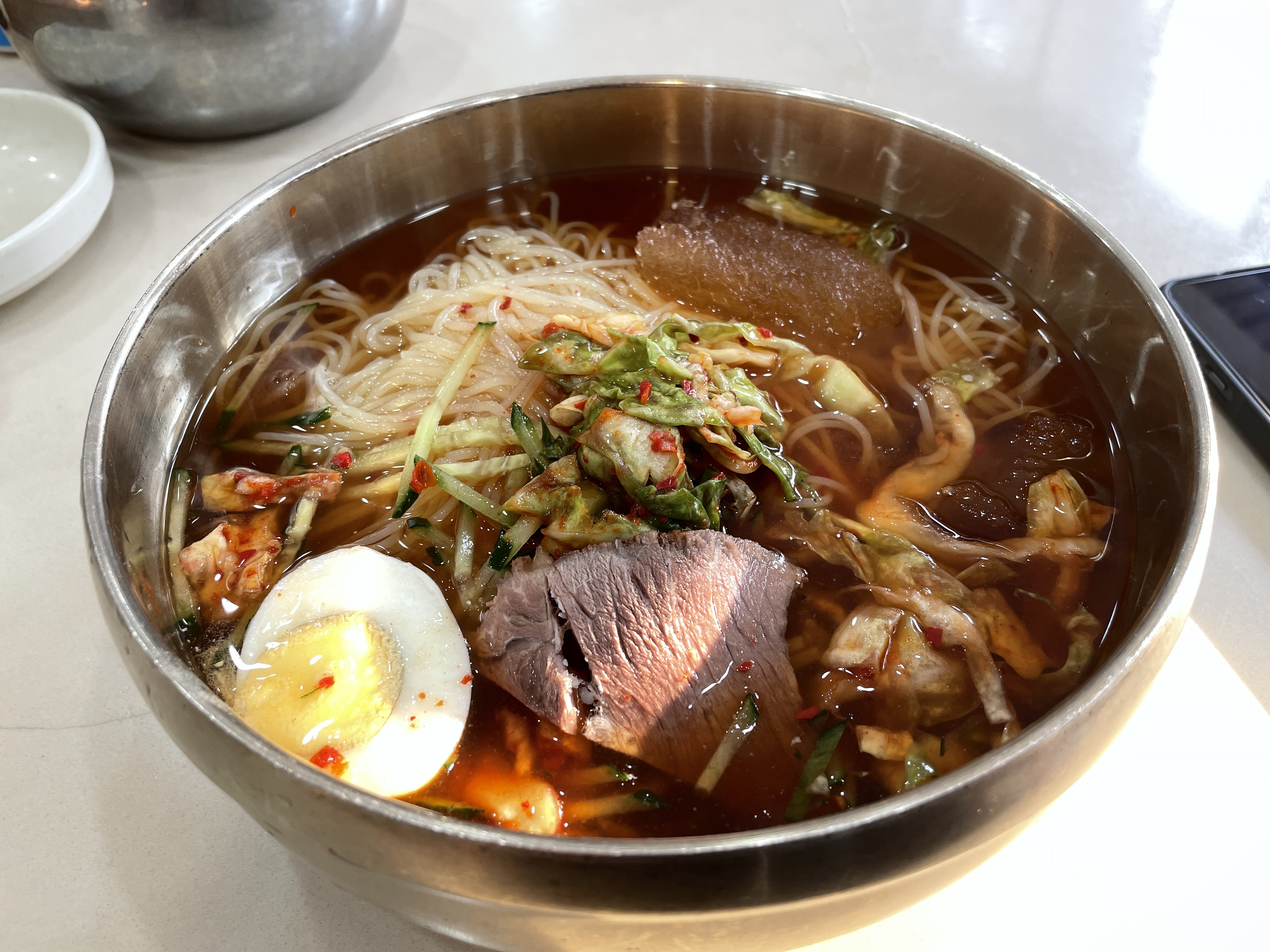 冷面……好冷。后来才发现有热汤面TAT